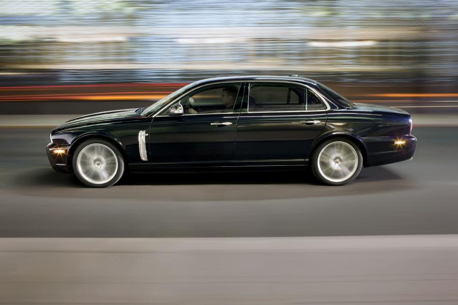  Jaguar XJ Portfolio 2009 года  (фото 13 из 29)
